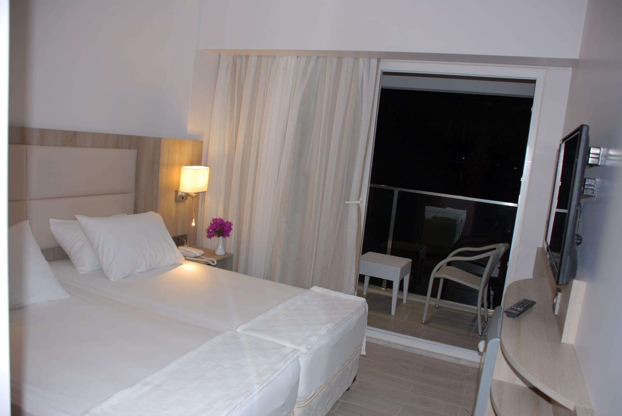 Begonville Beach Hotel - Adult Only Marmaris Bagian luar foto