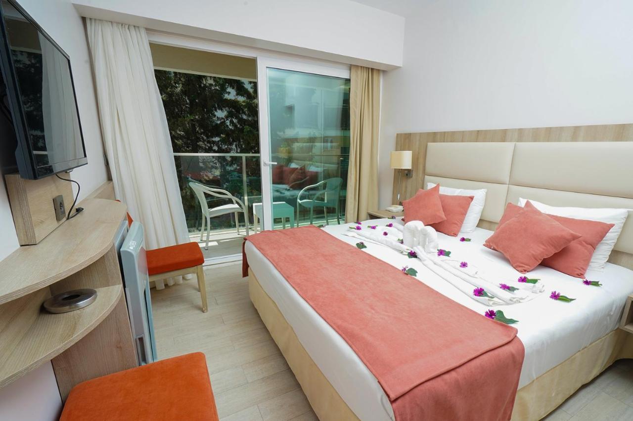 Begonville Beach Hotel - Adult Only Marmaris Bagian luar foto